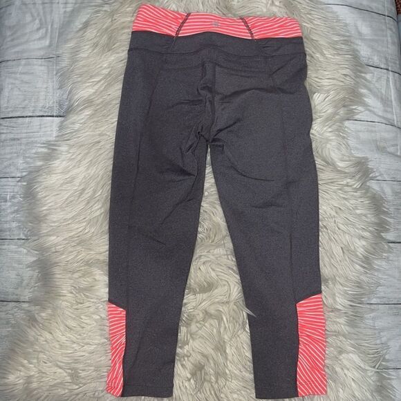 Athleta Balance Stripe Capri Cropped Leggings Gray Orange Sz XS X-Small - Picture 3 of 8